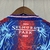 Detalhe da inscrição ‘Selhurst Park 1924 – 2024’ na nuca da camisa Crystal Palace 2024/25