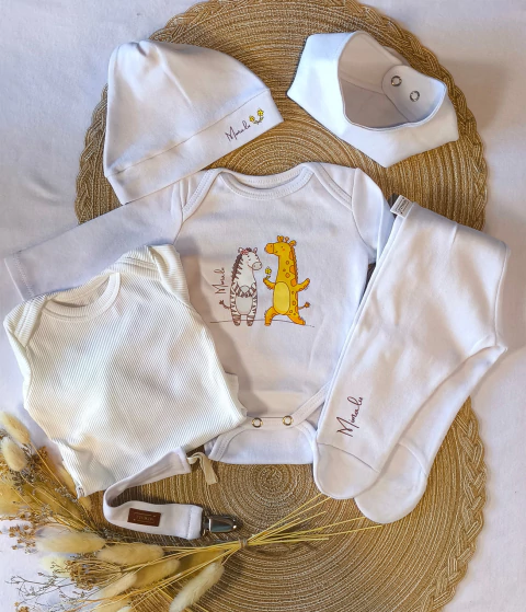 Ajuar Primeros Meses – 6 piezas | Jirafa - comprar online