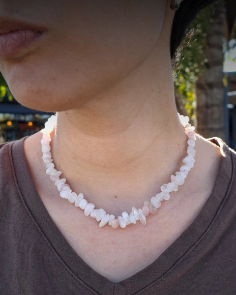 Collar de cuarzo rosa