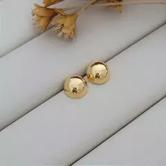 Brinco Botão Liso P Banho de Ouro 18k - comprar online
