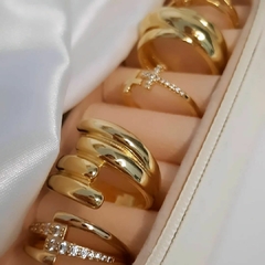 Imagem do Anel Grace Linhas Banho de Ouro 18 k