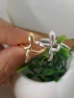 Anel Cobra Liso Banho de Ouro e Prata