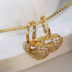 Brinco Argola Click Coração Cravejada na Zircônia - Banho de Ouro 18K na internet
