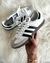 Adidas Samba en internet