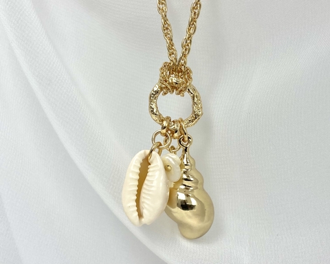 Colar Longo com Búzios