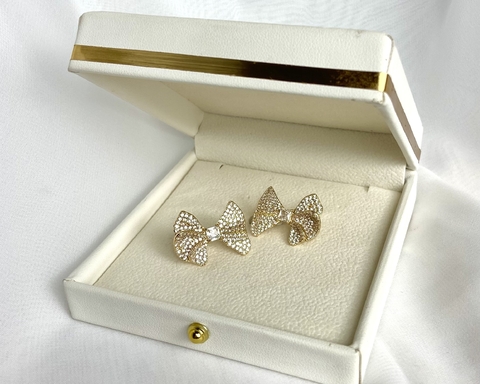 Brinco Lacinho Brilhante