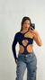 BODY RECORTADO COM DECOTE PRETO UMA MANGA SÓ - comprar online