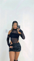 BODY PRETO TRANSPARENTE COM RECORTE LATERAL E MANGAS LONGAS na internet