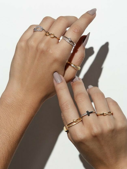 Anel Cravejado e Liso