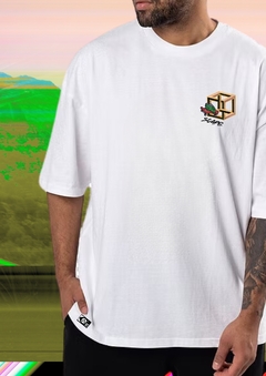 Camiseta Oversized Escape Frog - comprar online