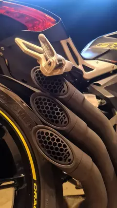 MV Agusta | Brutale 800 Dragster - tienda online