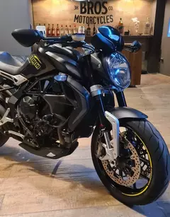 MV Agusta | Brutale 800 Dragster - comprar online