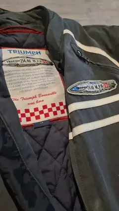 Triumph | Bonneville T100 en internet