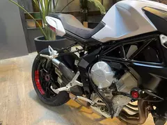 MV Agusta | 675