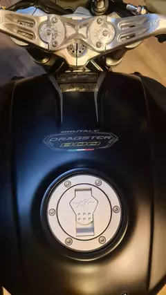 MV Agusta | Brutale 800 Dragster - tienda online