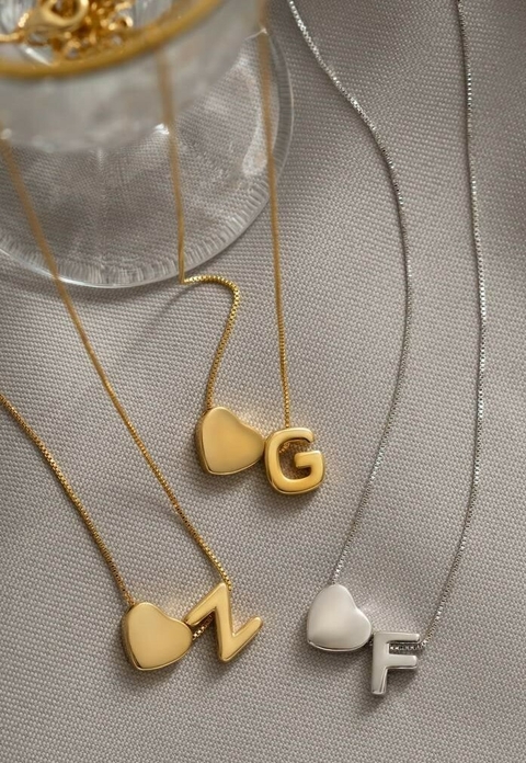 Colar Letra D e Coração Liso Banho de Ouro 18k