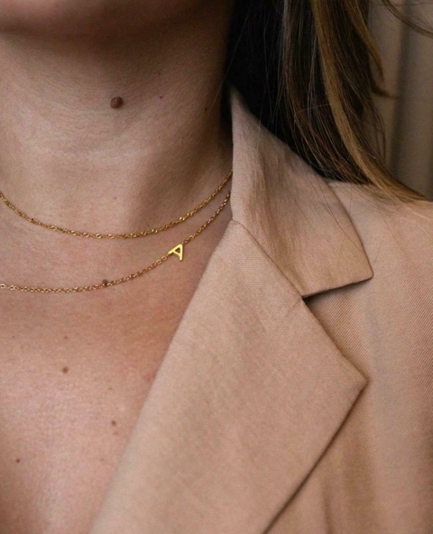 Colar Letra A Minimalista Banho Ouro 18k- 40CM