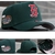 Boné New Era verde dos Boston Red Sox com logotipo da equipe e detalhes da World Series.