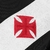 Detalhe do escudo do Vasco da Gama em uma camisa preta feminina da Kappa para torcedores.