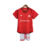 Kit Infantil Internacional I 23/24 da Adidas na cor vermelha, composto por camiseta e short.