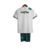 Kit infantil de futebol Palmeiras II 23/24 da Puma, composto por camisa branca e short verde.