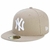 BONÉ NEW ERA 59FIFTY FITTED NEW YORK YANKEES BEGE