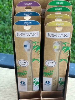 Cepillo de dientes bambu MERAKI en internet
