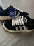 Adidas Campus negras tiras blancas en internet