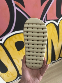 CHINELO SLIDE MANOS CAPS - loja online