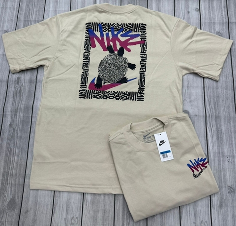 Camiseta Oversized Nike - comprar online