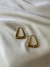 Arete triangulares dorado