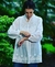 CAMISA BORDADA CON ALFORZAS - comprar online