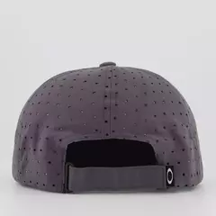 Boné Oakley TRN Vapor Hat Treino - Cinza - comprar online