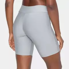 Short Oakley TRN Logo 7 - Feminino - Cinza na internet