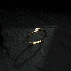 Anel Dourado Solitário Ponto de Luz Zircônia na internet