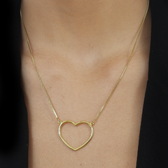 Colar Dourado de Coração Vazado Arco - comprar online