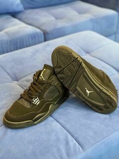 Air Jordan Retro 4 Black Cat en internet
