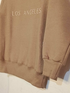 BUZO LOS ANGELES CAMEL en internet