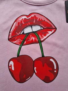 MUSCULOSA CHERRY KISS - comprar online