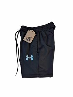 SHORT DEPORTIVO UNDER NEGRO en internet