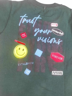 REMERA FIND YOUR FIRE VERDE OSCURO - comprar online