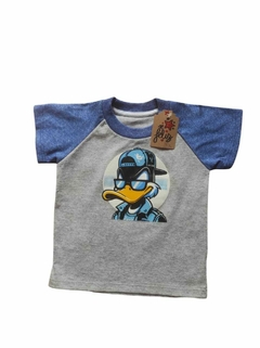 REMERA PATO LUCAS GRIS