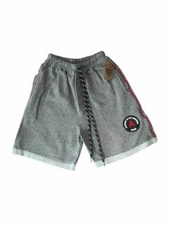 BERMUDA OVERSIDE GRIS OSCURO CON ROJO