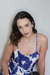 VESTIDO ESTAMPADO CURTO COM ABERTURA NAS COSTAS - loja online