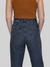Imagem do CALÇA MOM JEANS PRETA ESTONADA COM CINTO
