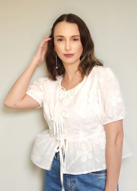 BLUSA BATA BORDADA COM AMARRAÇÃO - comprar online