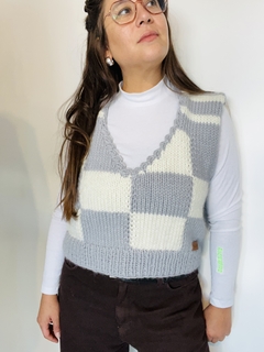 CHALECO TEJIDO GRIS NATURAL - tienda online