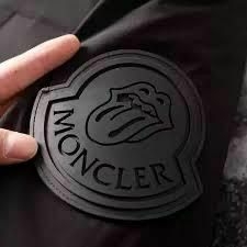 Campera Moncler by Rolling Stones - Edicion Exclusiva - comprar online
