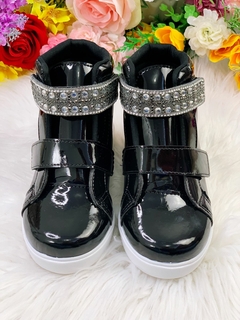 Coturno Infantil Preto Verniz Com Velcro Strass e Glitter (7200PT) na internet