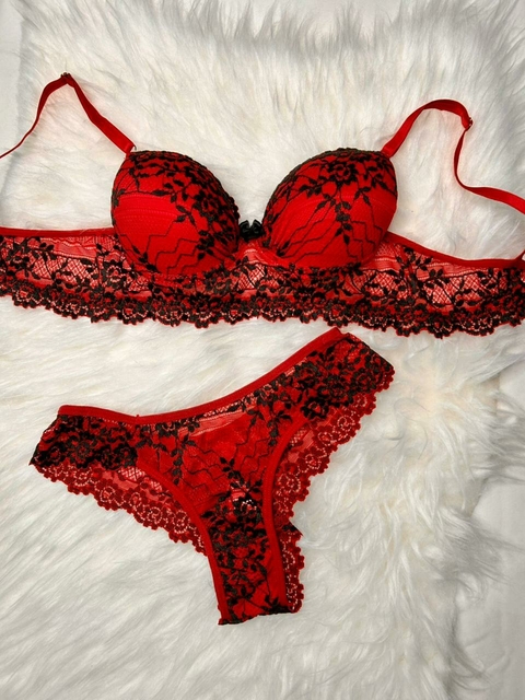 Conjunto Rendado Intimo Sutia Com Bojo E Calçinha